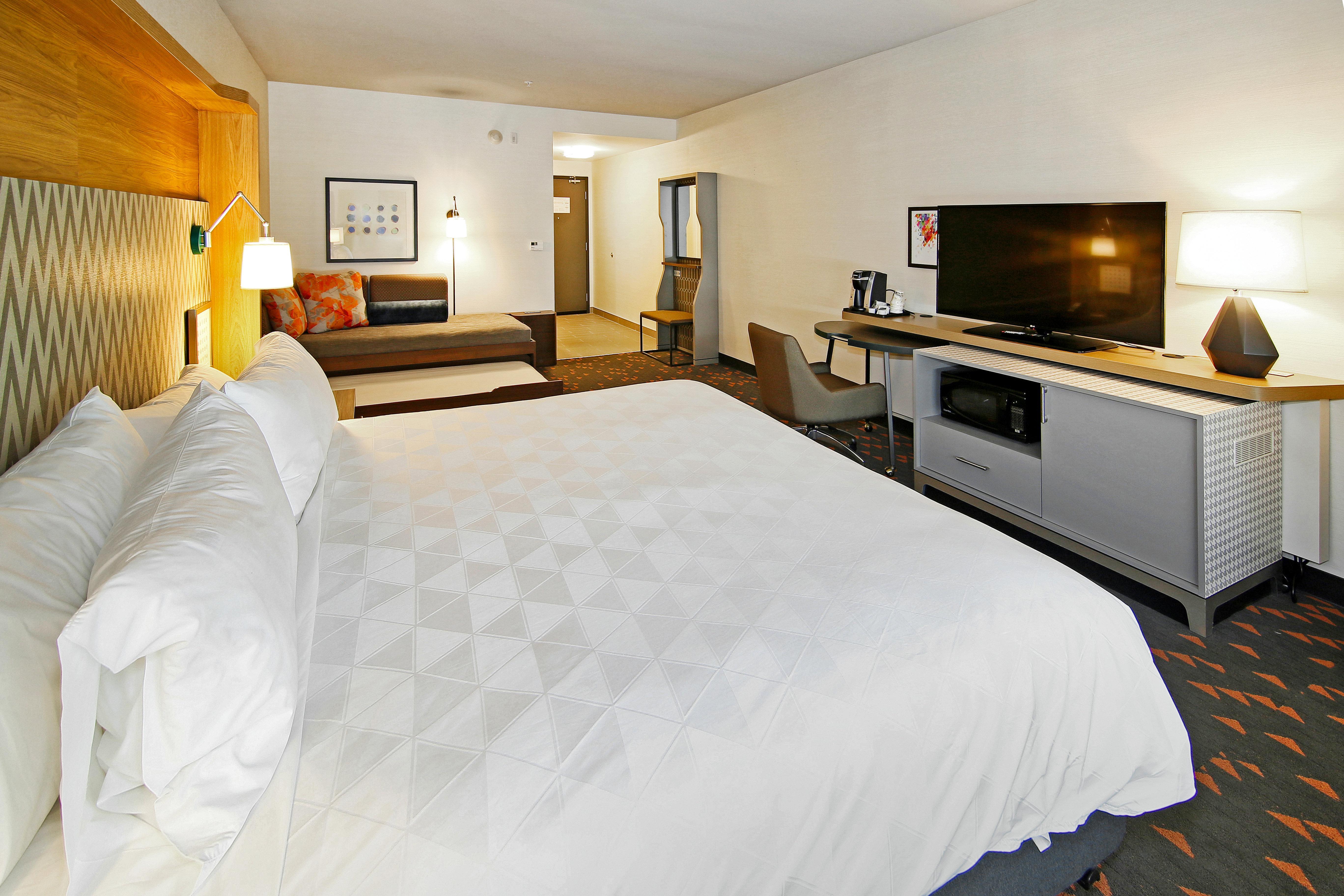 Holiday Inn Hotel & Suites - Calgary Airport North By Ihg Exterior photo